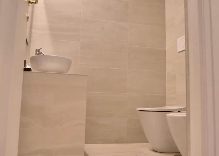 בית הארחה Ah Luxury Trevi רומא